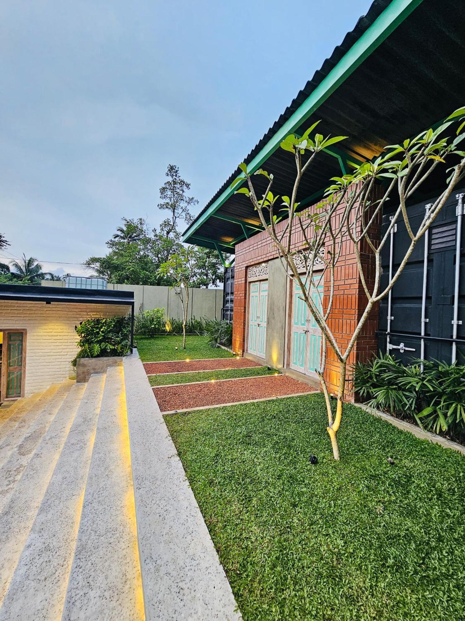Container Villa Luxury Collection Weliweriya Zewnętrze zdjęcie